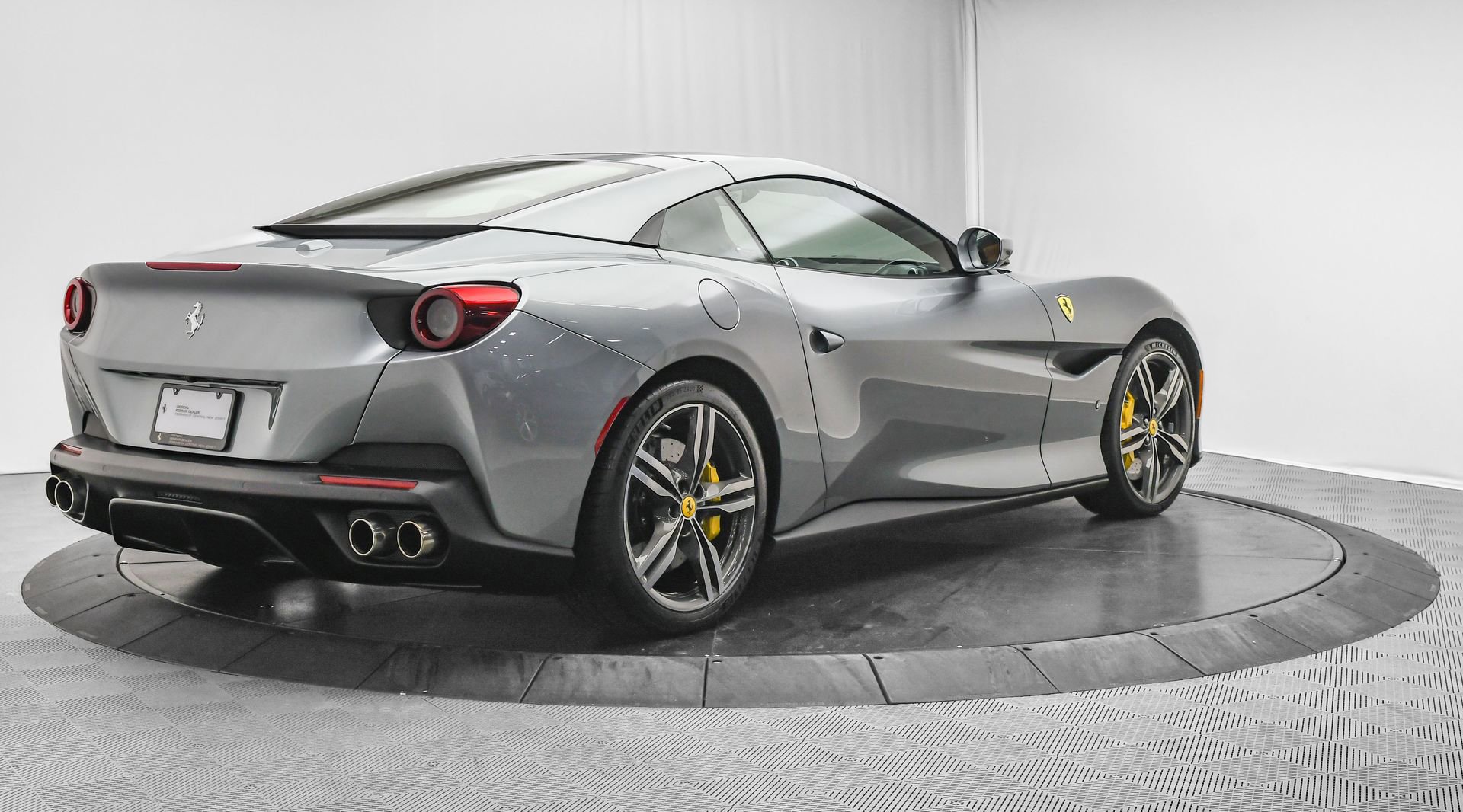Used 2019 Ferrari Portofino image 63