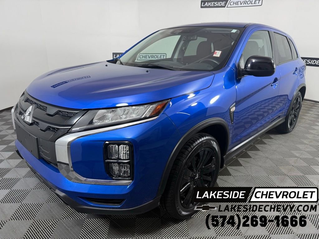 Used 2022 Mitsubishi Outlander Sport LE image 1