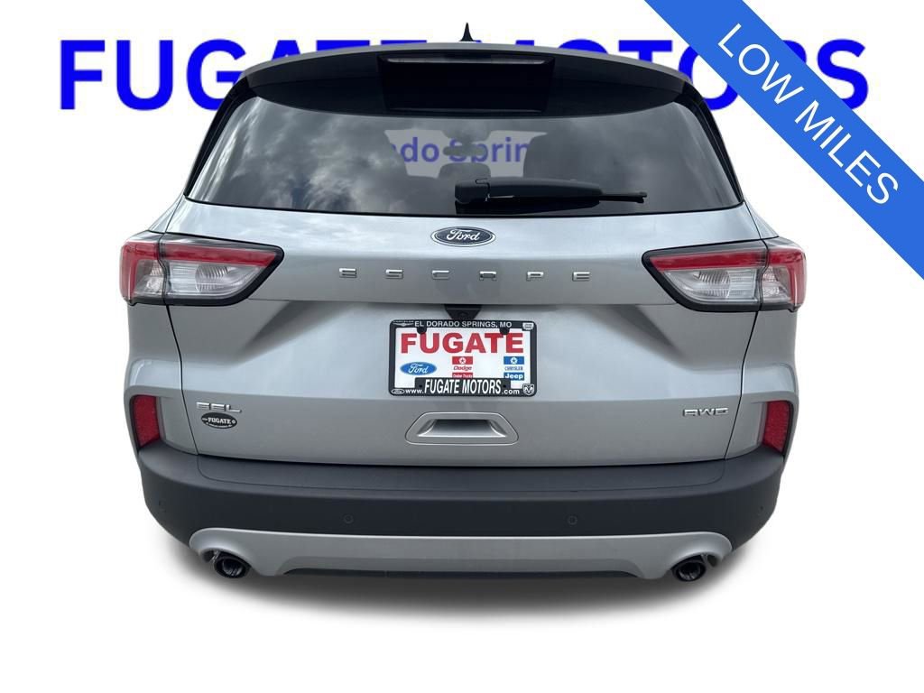 Used 2022 Ford Escape SEL w/ Technology Package image 4