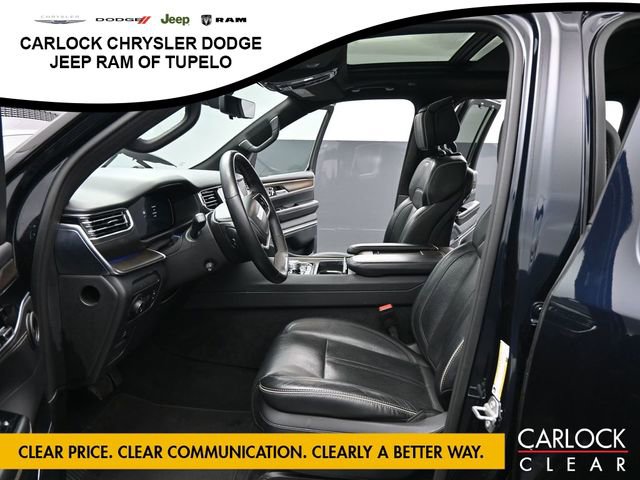Used 2023 Jeep Grand Wagoneer L Series II AWD/4WD image 10