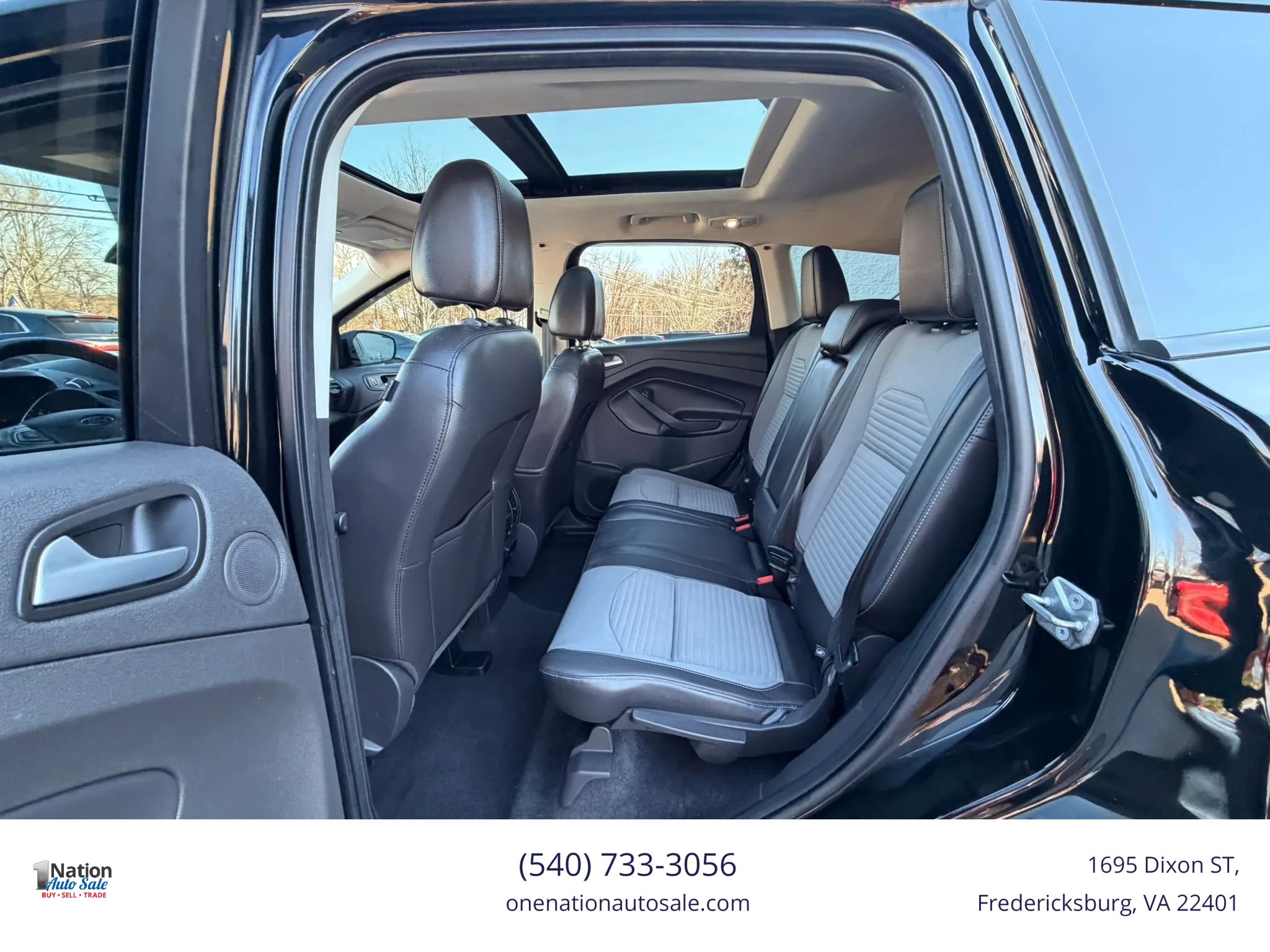 Used 2017 Ford Escape Titanium AWD/4WD image 17