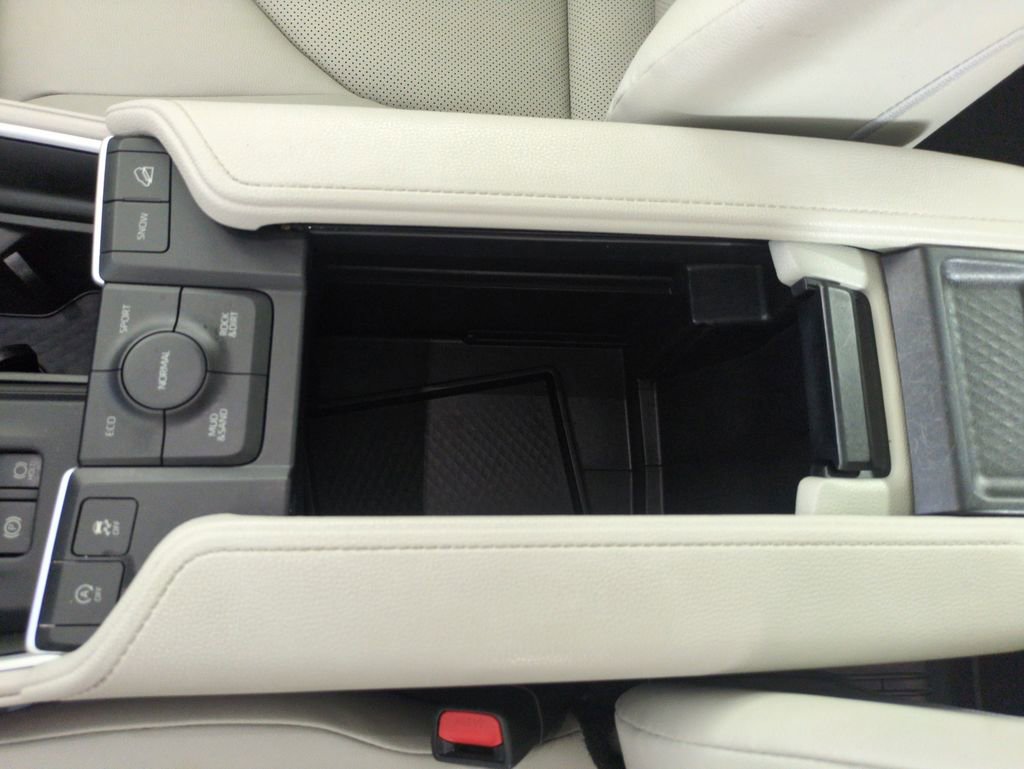 Used 2024 Toyota Grand Highlander XLE image 25