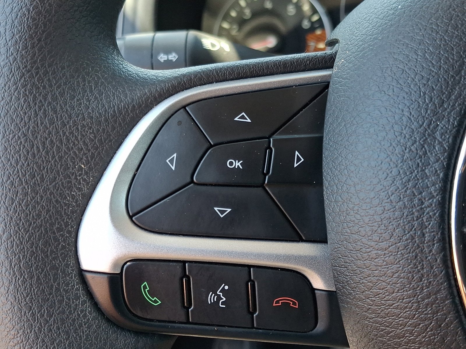 Used 2023 Jeep Renegade Latitude AWD/4WD image 22