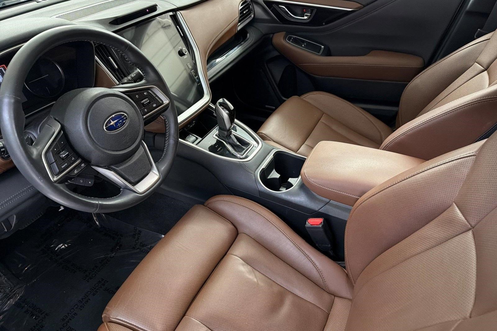 Used 2022 Subaru Outback Touring XT AWD/4WD image 4