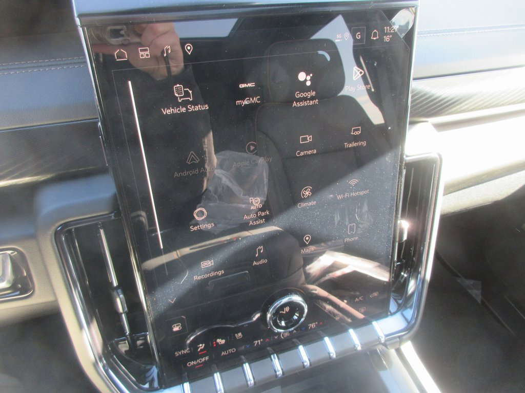 New 2026 GMC Yukon AT4 w/ AT4 Premium Plus Package image 19