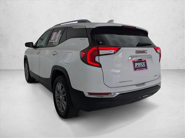 Used 2024 GMC Terrain SLT image 25