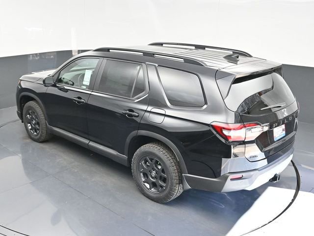 Certified 2025 Honda Pilot TrailSport image 31
