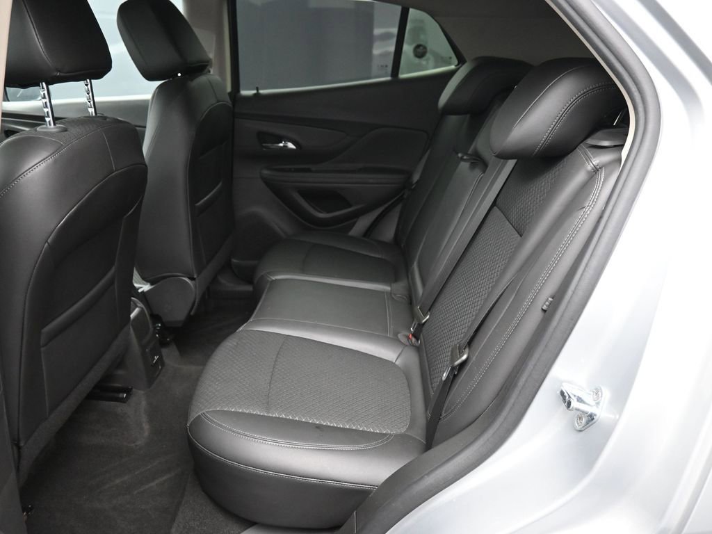 Used 2022 Buick Encore Preferred w/ Safety Package image 20