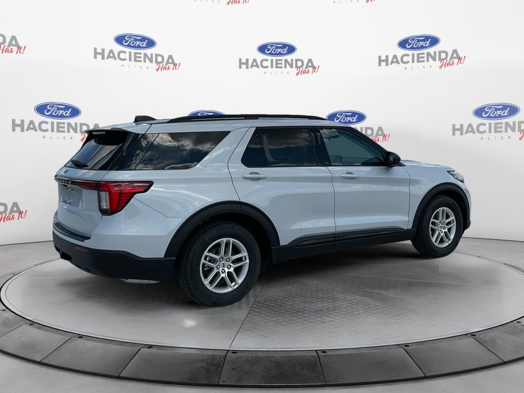 Used 2026 Ford Explorer Active RWD image 5