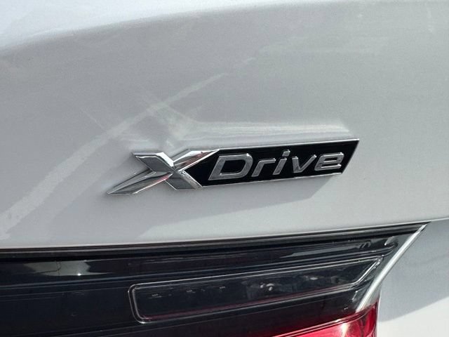 Used 2026 BMW 330i xDrive Sedan AWD/4WD image 7