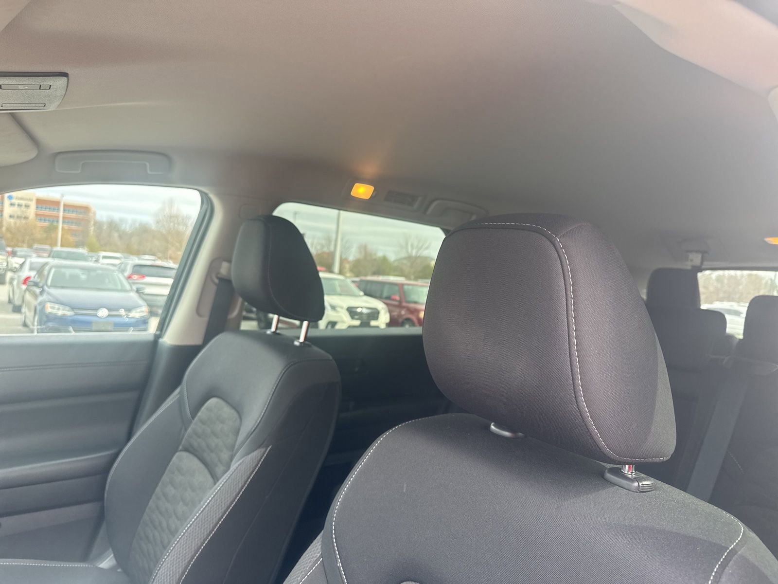 Used 2025 Nissan Pathfinder SV image 17