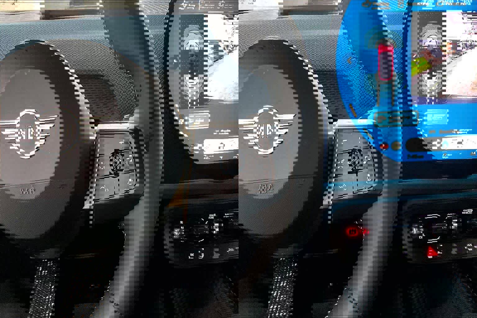 Certified 2025 MINI Cooper Countryman S image 21