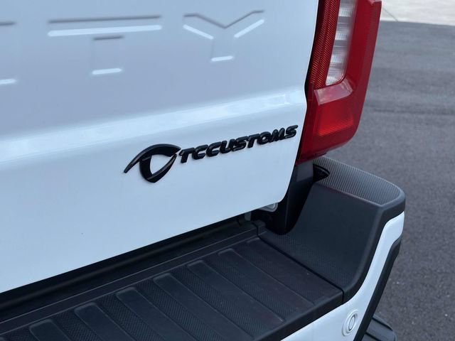 New 2026 Ford F350 Lariat w/ Black Appearance Package AWD/4WD image 18