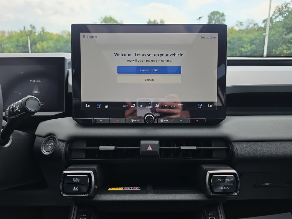 Used 2026 Toyota RAV4 Limited AWD/4WD image 24