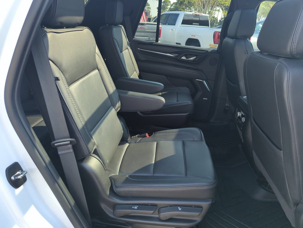 Used 2024 GMC Yukon Denali AWD/4WD image 33