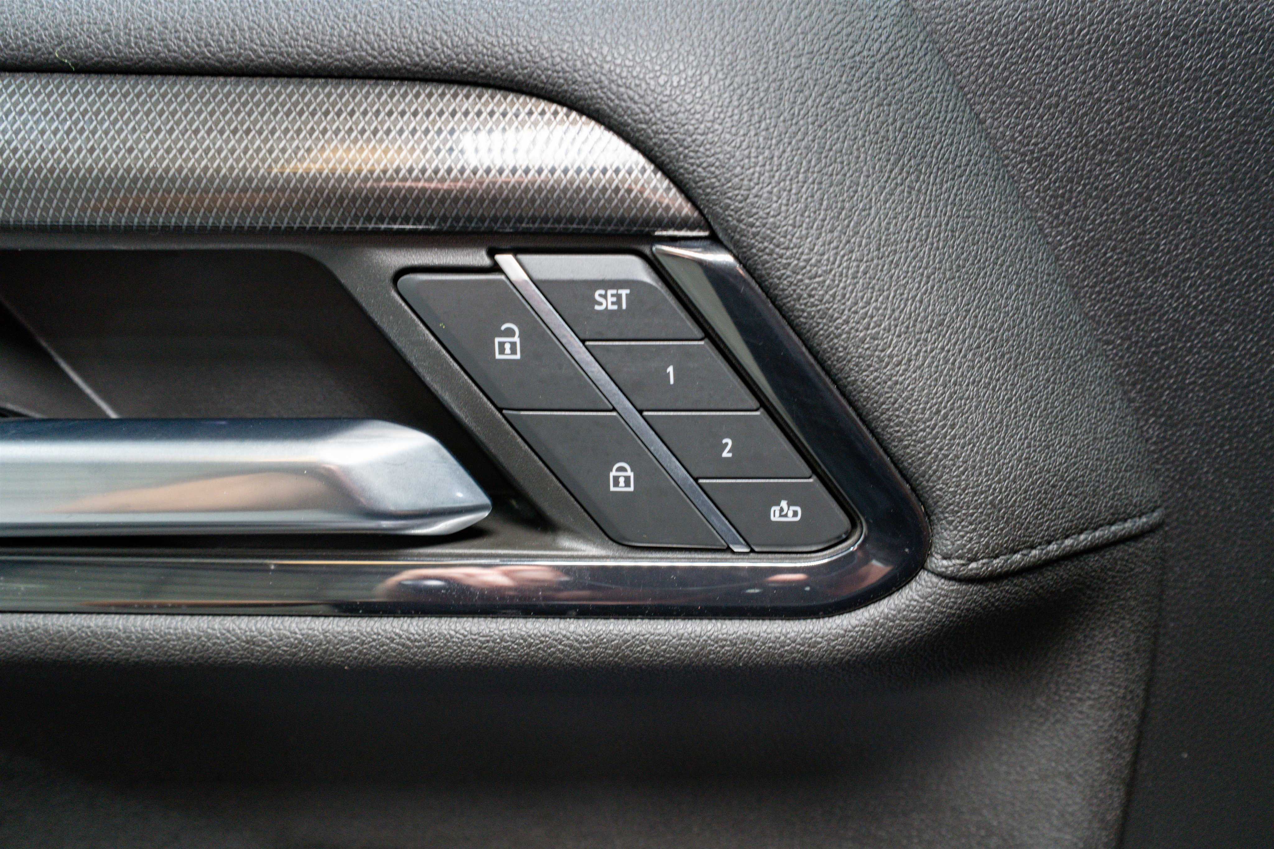 Used 2024 GMC Sierra 2500 AT4 w/ AT4 Preferred Package image 15