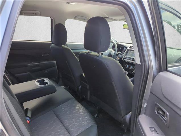 Used 2025 Mitsubishi Outlander Sport AWD image 21