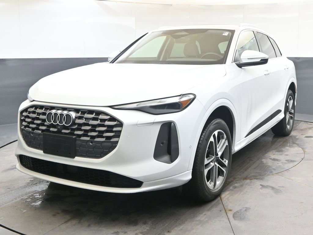 Certified 2025 Audi Q5 Premium w/ 19" Wheel Package video 1