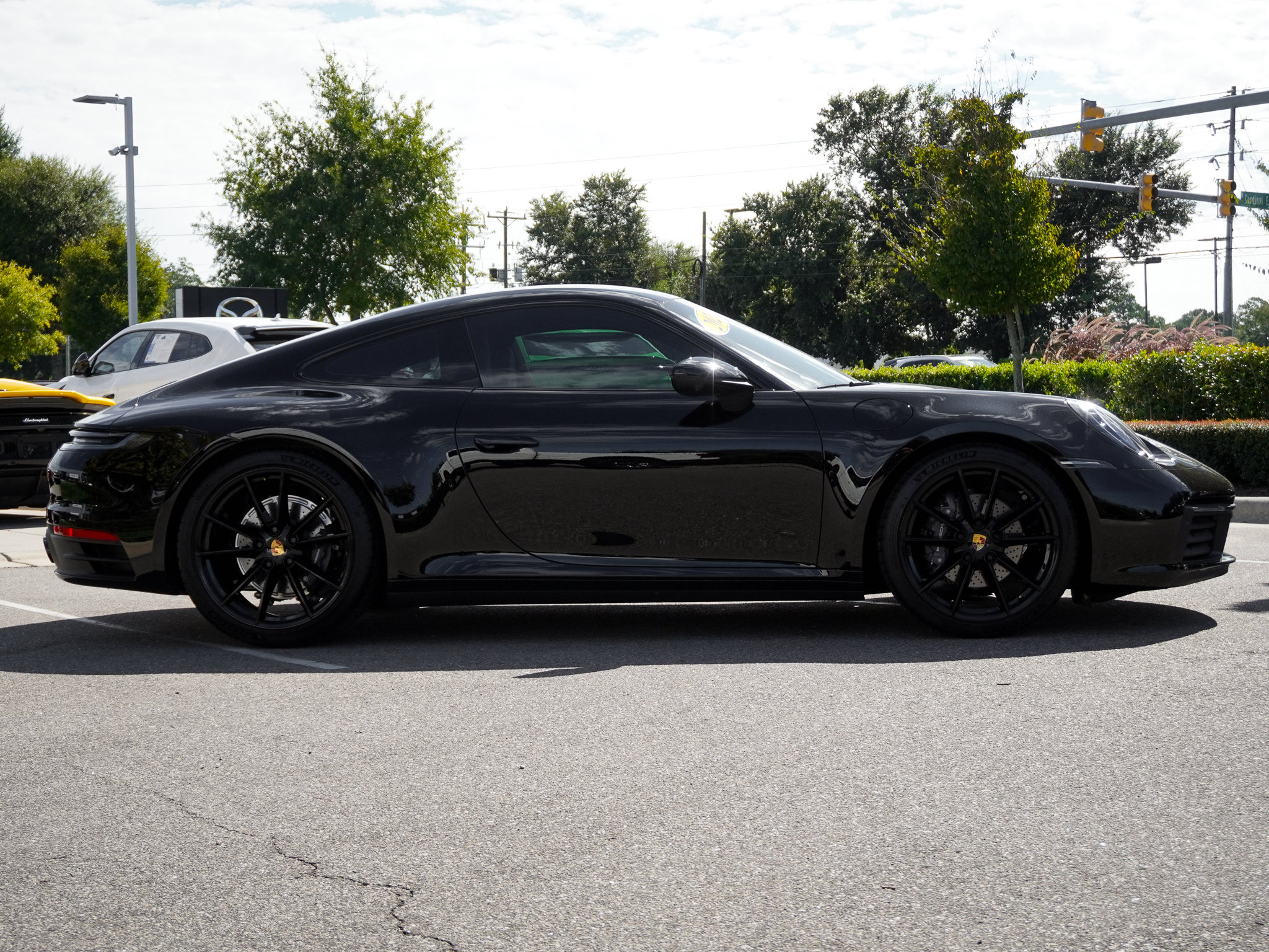 Used 2024 Porsche 911 Carrera RWD image 11
