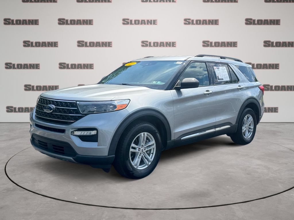 Used 2021 Ford Explorer XLT w/ Equipment Group 202A AWD/4WD image 1