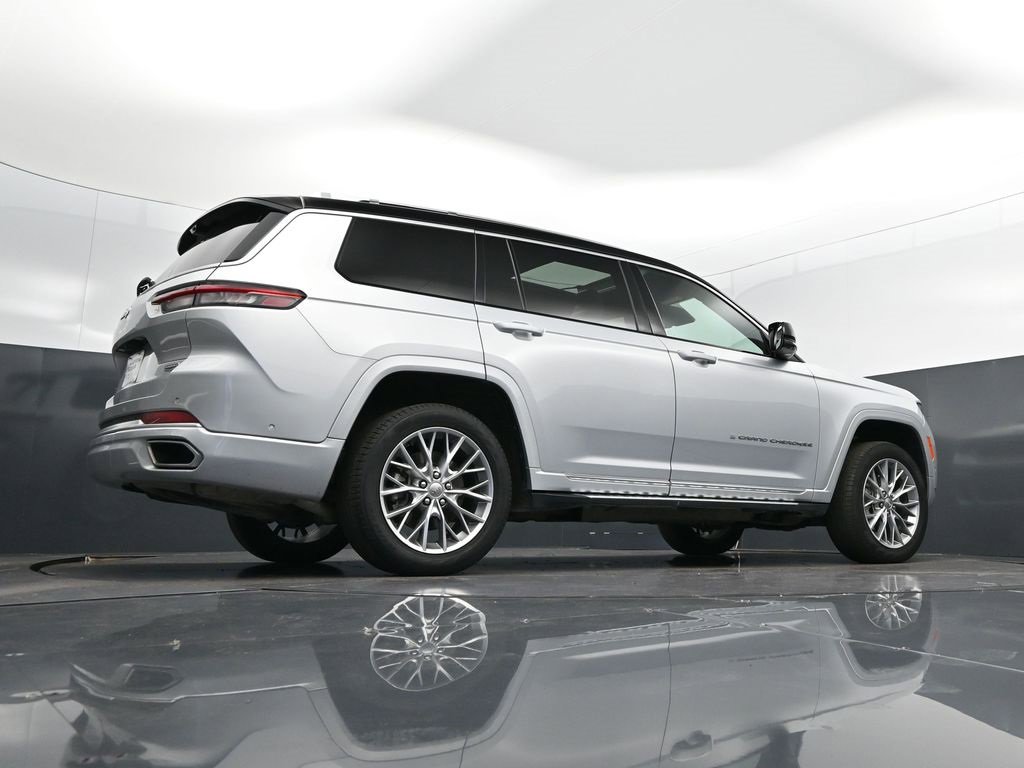 Used 2023 Jeep Grand Cherokee L Summit w/ Advanced Protech Group IV image 45