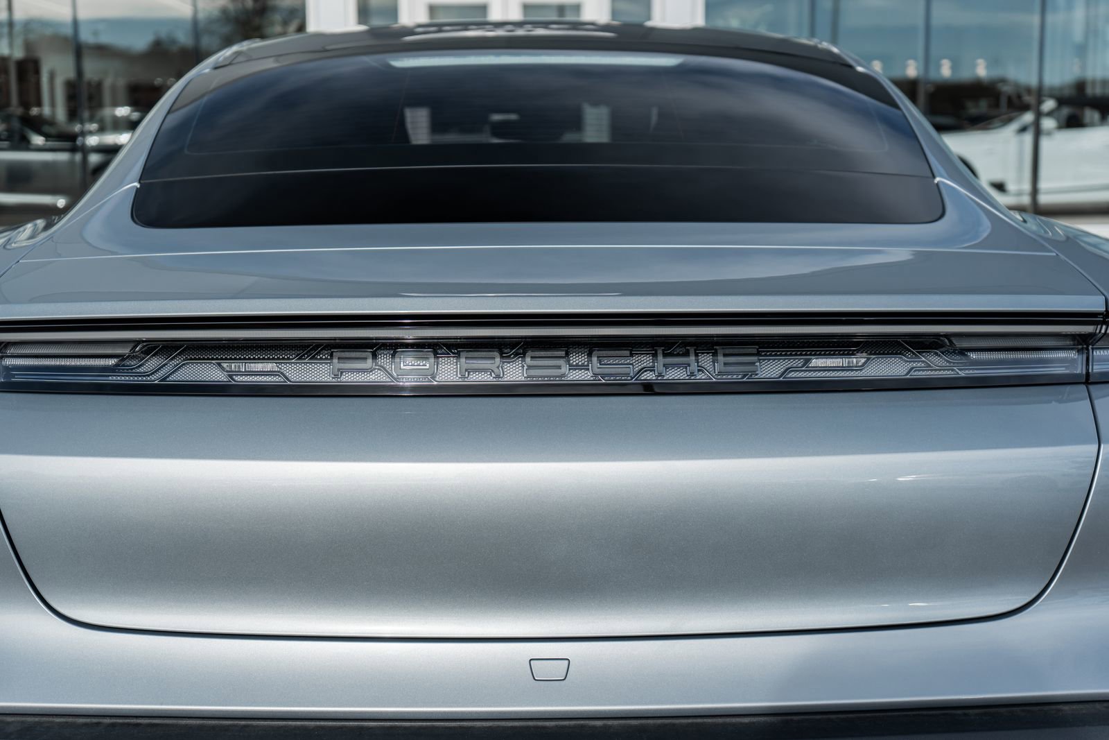 Used 2025 Porsche Taycan image 10