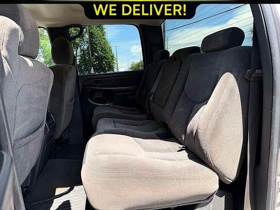 Used 2006 Chevrolet Silverado 2500 LS AWD/4WD image 17