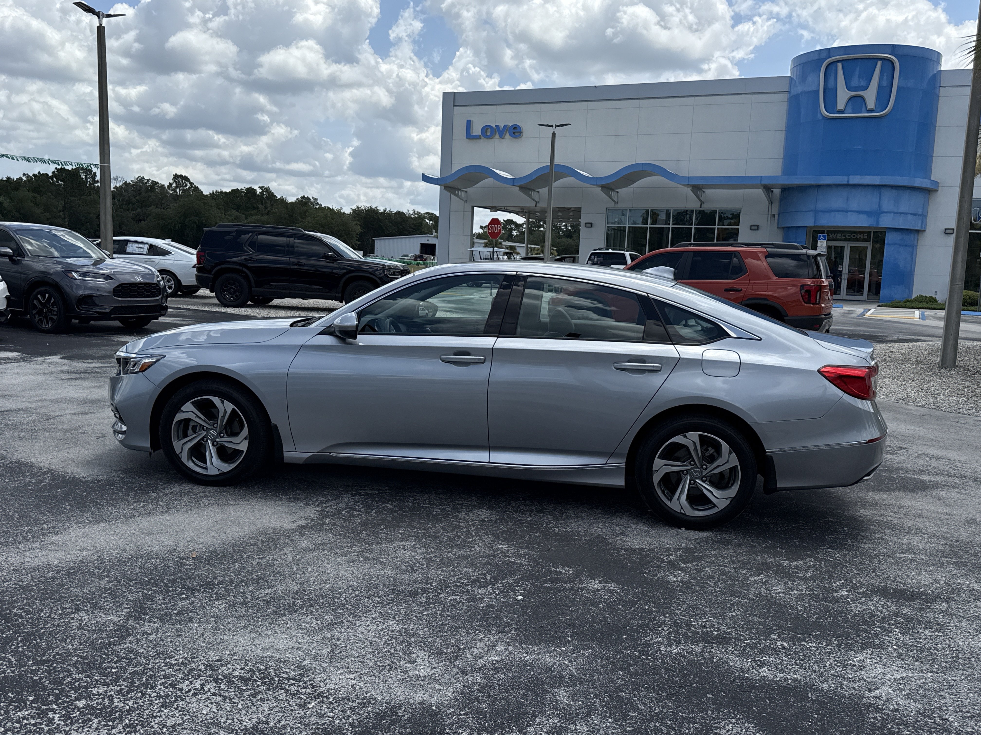 Certified 2019 Honda Accord EX image 11