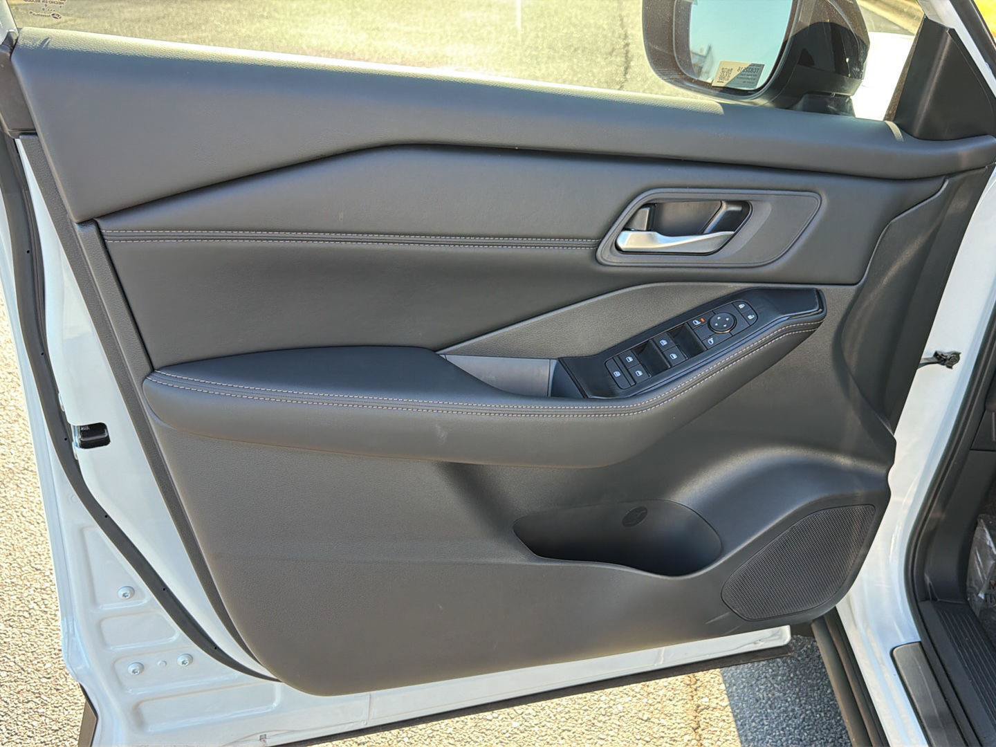 New 2026 Nissan Rogue Dark Armor FWD image 15