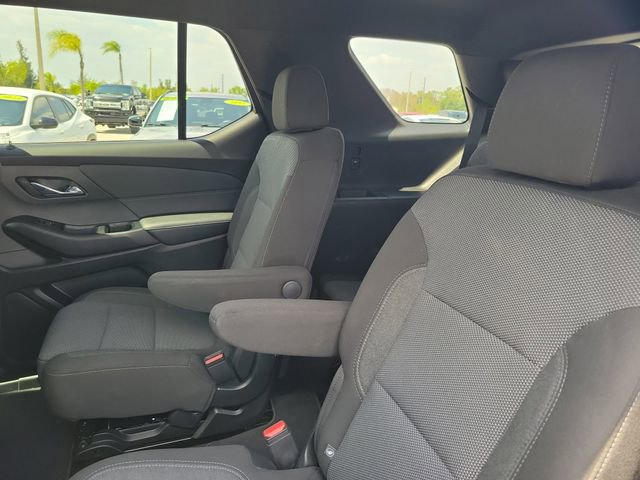 Certified 2023 Chevrolet Traverse LT FWD image 10