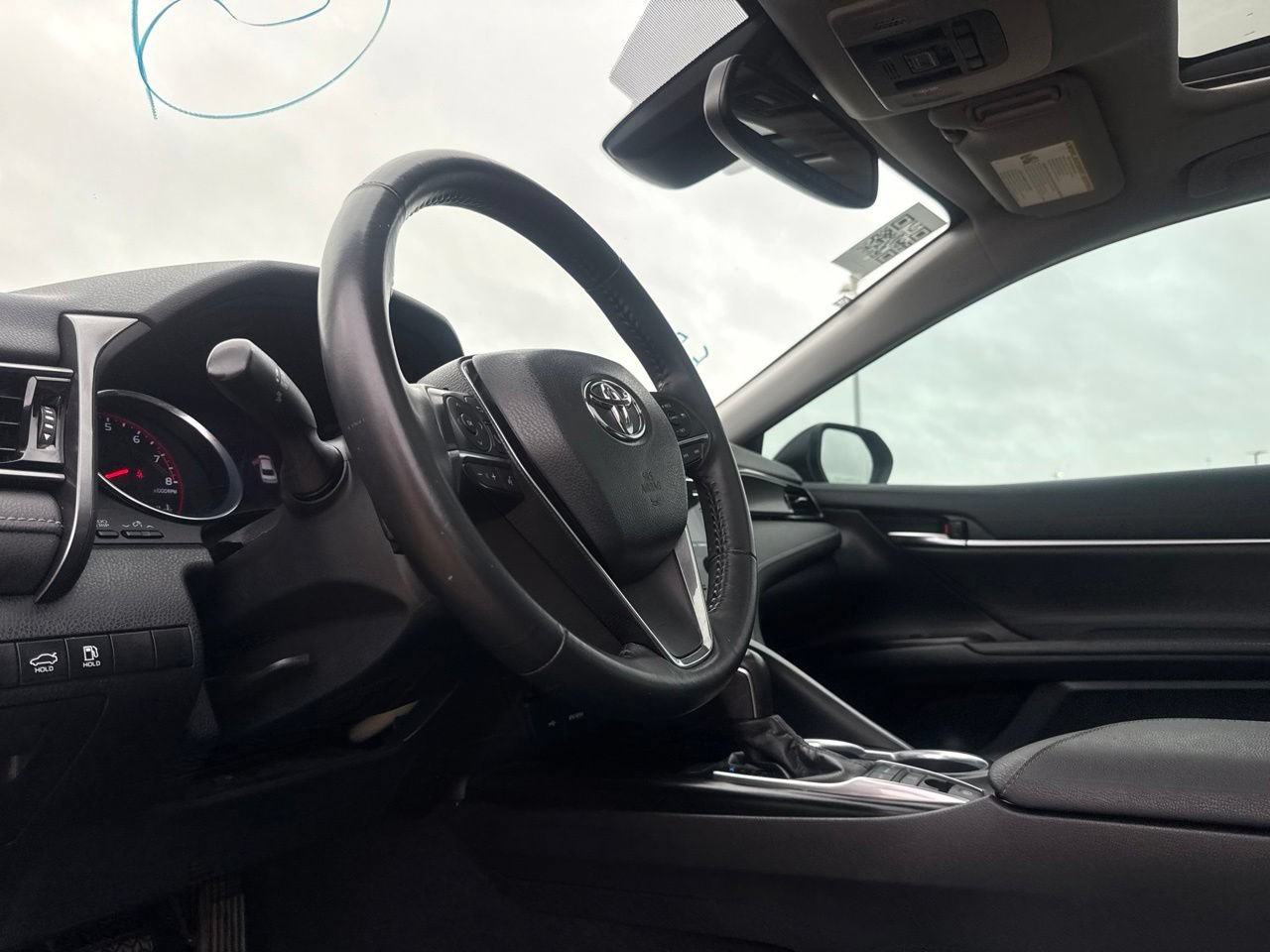 Used 2020 Toyota Camry XSE FWD image 40