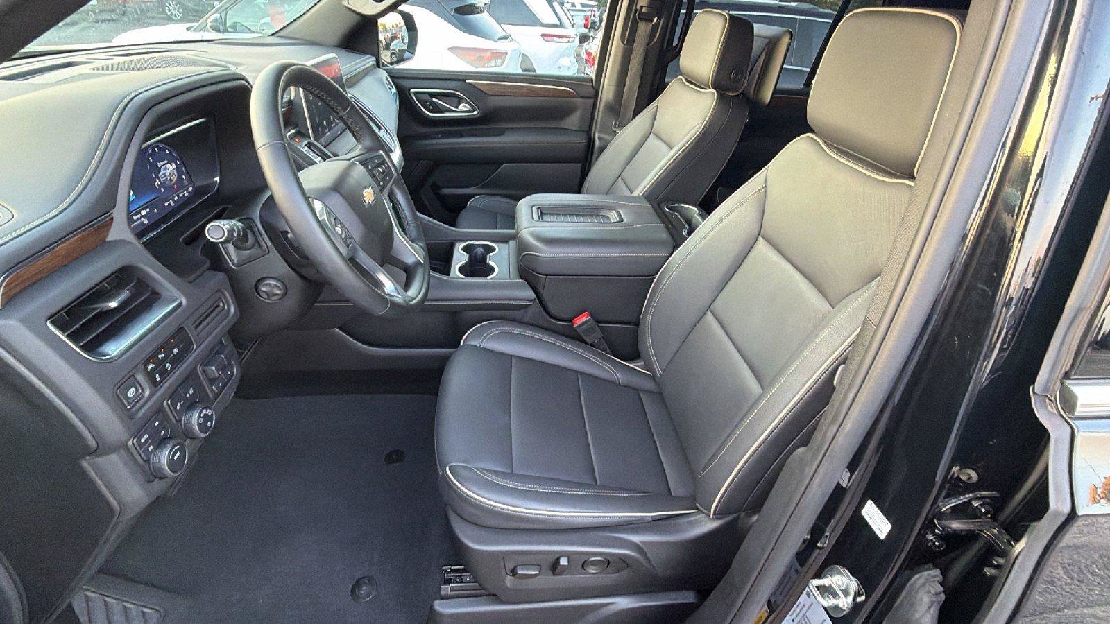 Used 2023 Chevrolet Tahoe Premier w/ Max Trailering Package AWD/4WD image 17