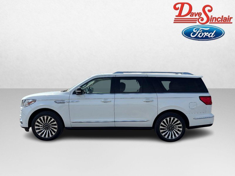 Used 2021 Lincoln Navigator L Reserve w/ Luxury Package AWD/4WD image 10