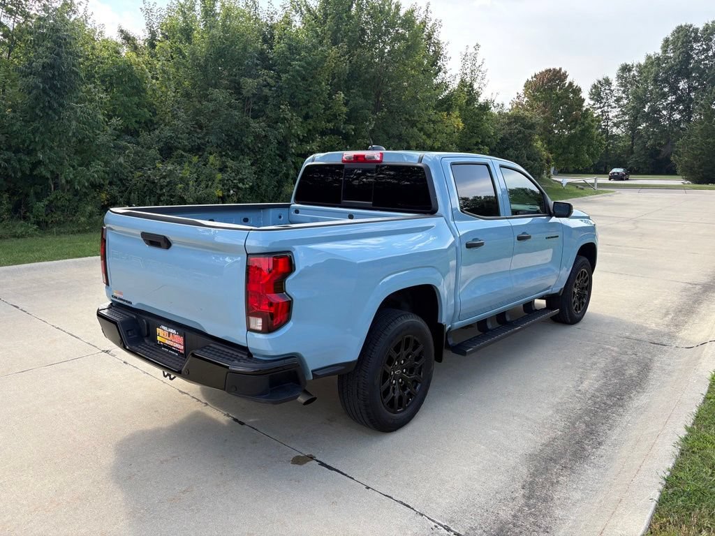 Used 2025 Chevrolet Colorado W/T w/ WT Custom Package RWD image 9