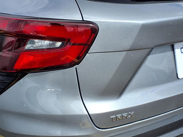 Used 2025 Chevrolet Trax LT image 21