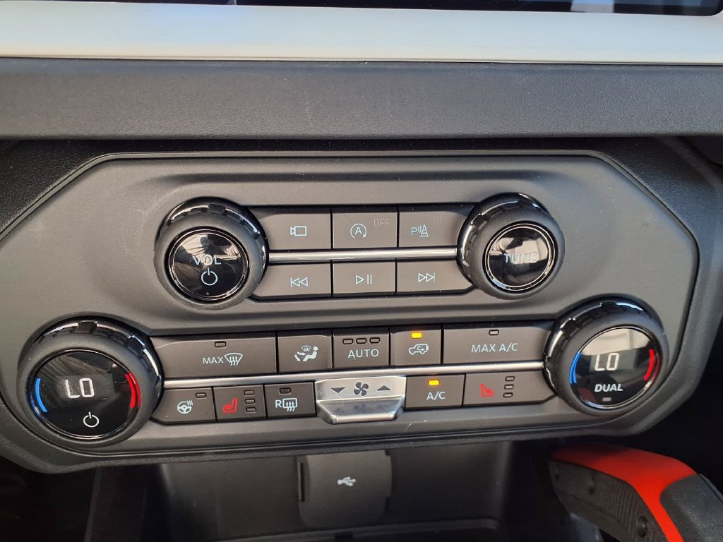 Used 2025 Ford Bronco Stroppe Edition AWD/4WD image 14
