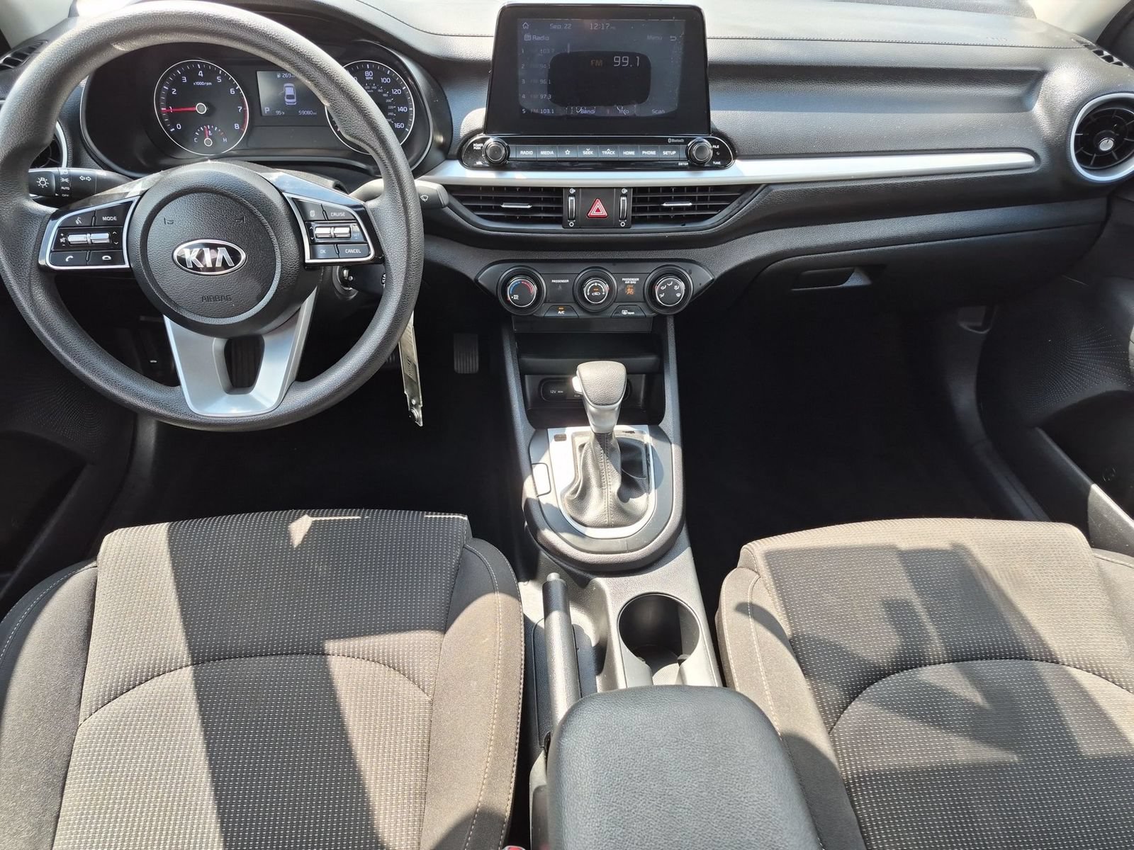 Used 2020 Kia Forte LXS FWD image 16