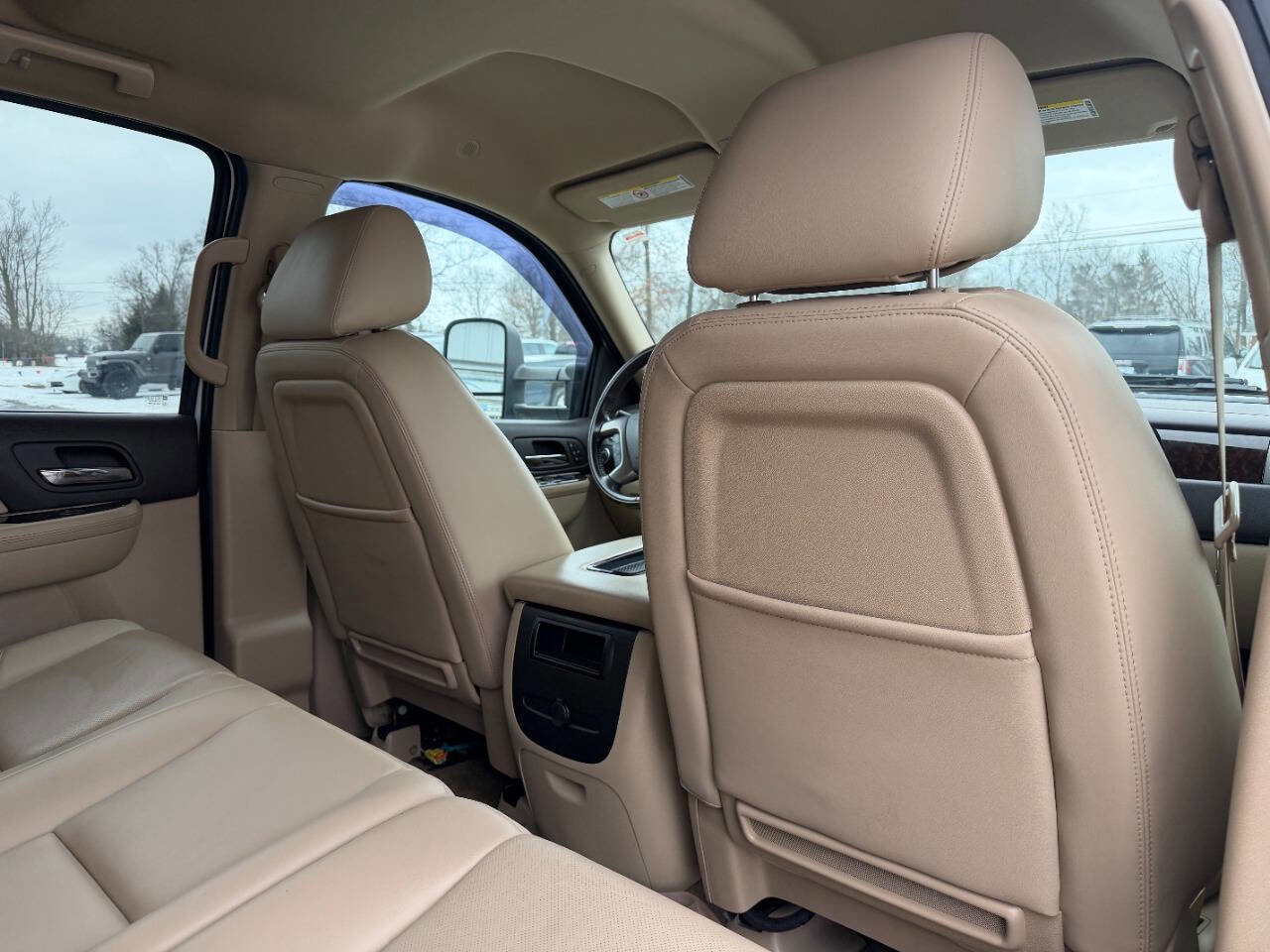 Used 2013 GMC Sierra 2500 Denali w/ Suspension Package, Off-Road image 19