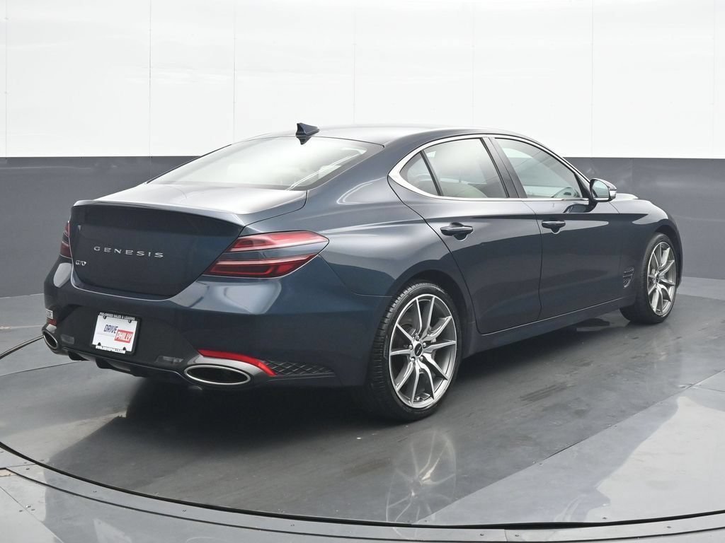 Used 2024 Genesis G70 2.5T RWD image 6