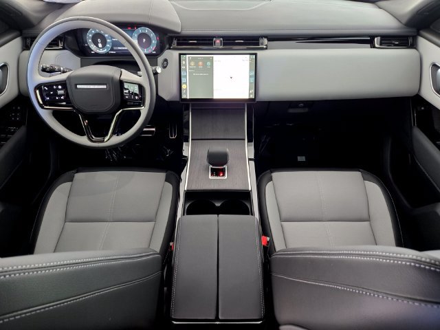 New 2026 Land Rover Range Rover Velar Belgravia AWD/4WD image 4