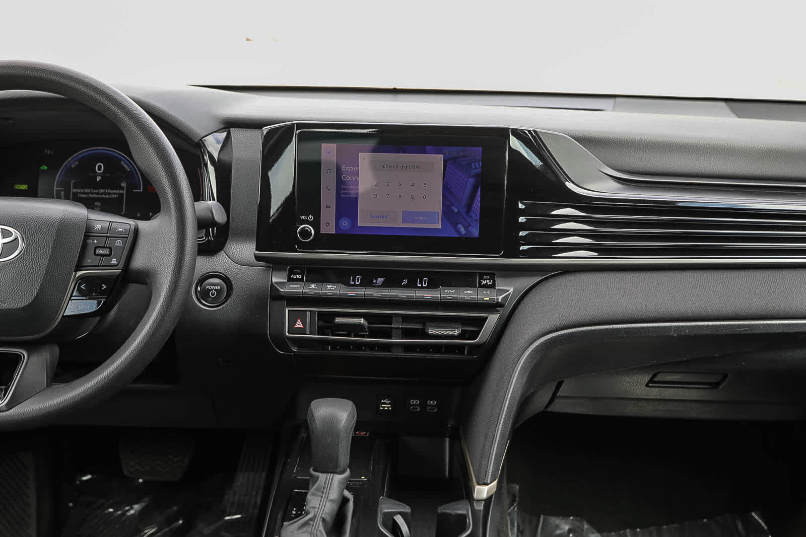 Certified 2025 Toyota Camry LE FWD image 14