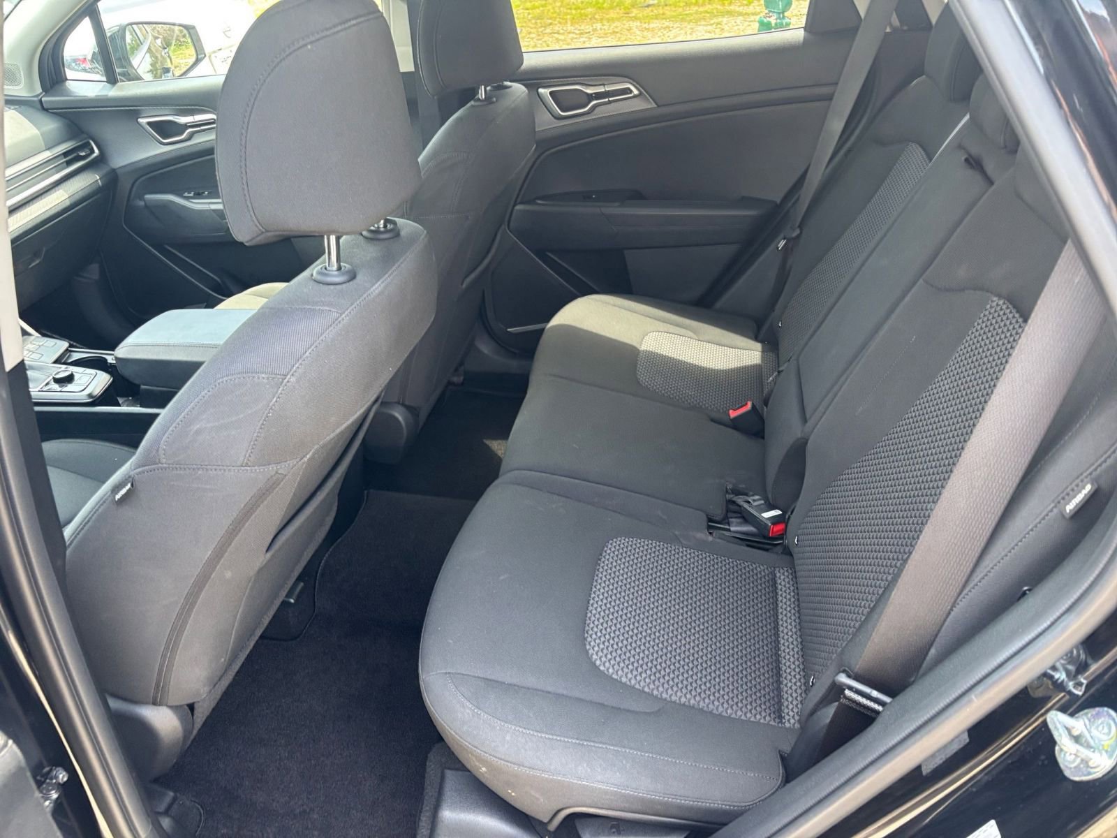 Used 2025 Kia Sportage LX image 25