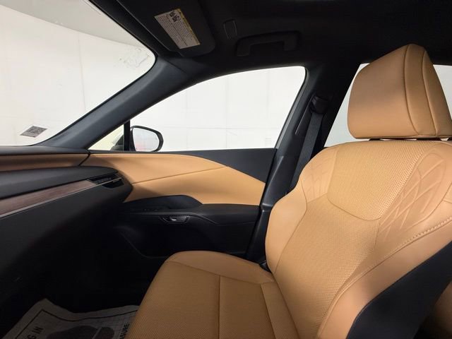 Used 2025 Lexus RX 350 Premium w/ Accessory Package (Z1) image 21