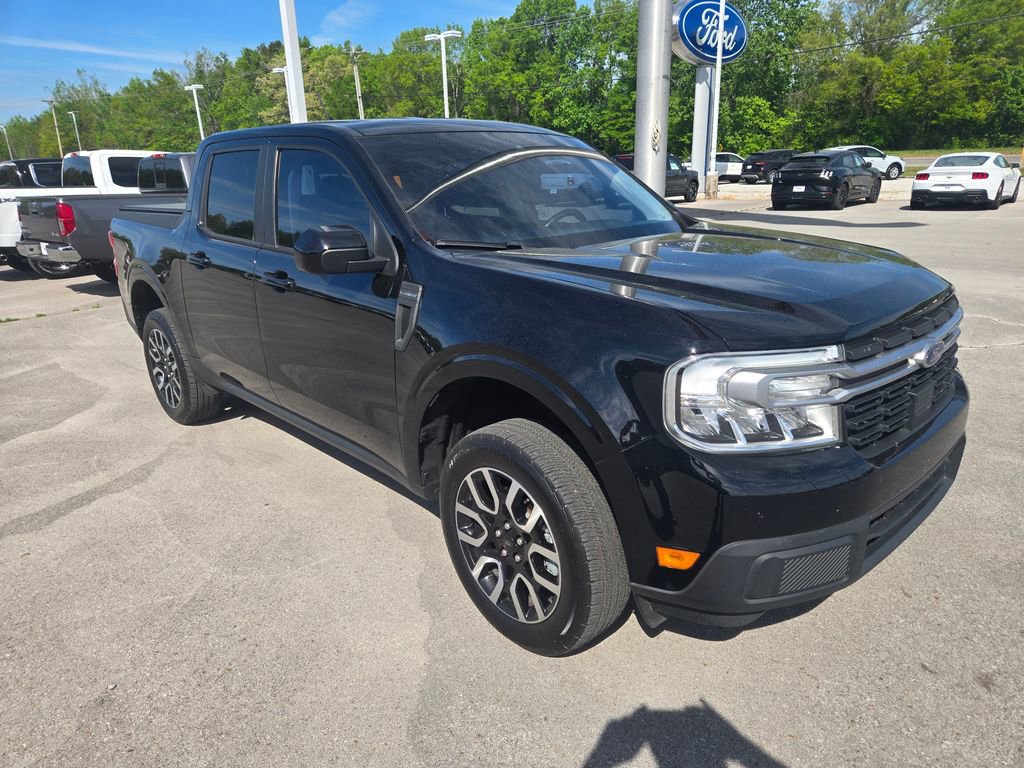 Used 2022 Ford Maverick Lariat w/ Lariat Luxury Package image 2