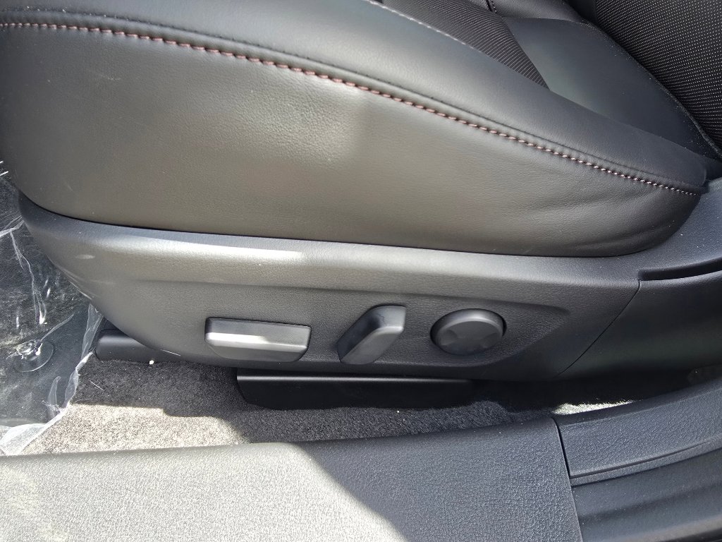 New 2026 MAZDA MAZDA3 Hatchback w/Premium Plus Pkg AWD/4WD image 16