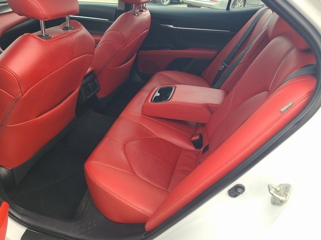 Used 2019 Toyota Camry XSE image 14