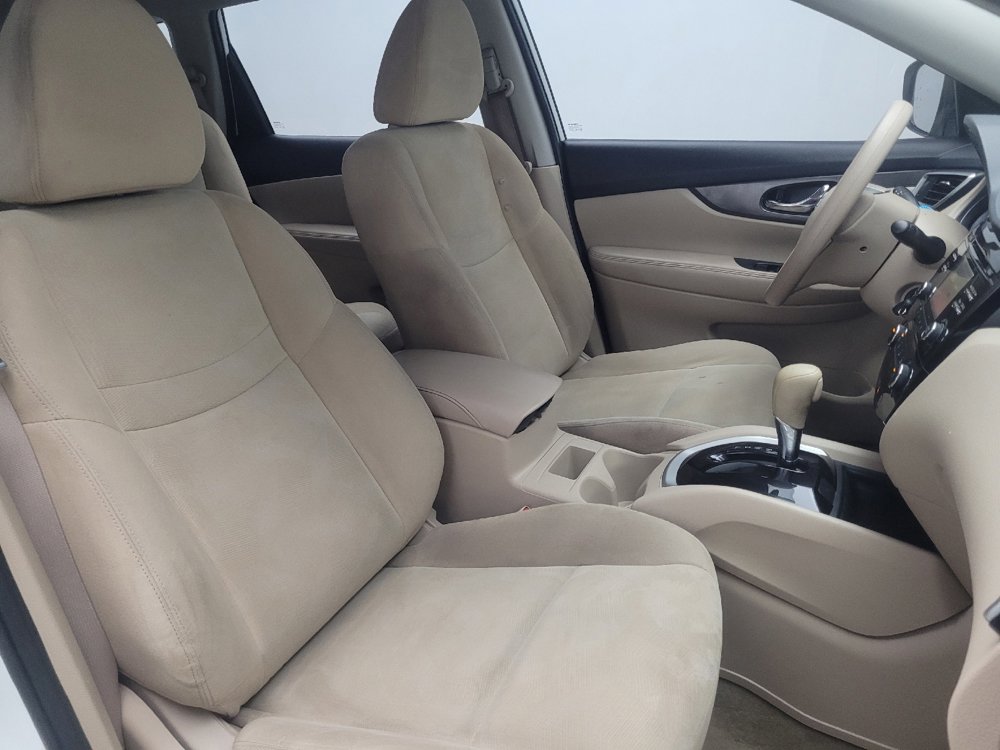 Used 2015 Nissan Rogue S FWD image 21