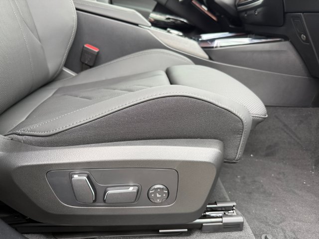 New 2026 BMW X3 xDrive30i w/ Premium Package AWD/4WD image 17