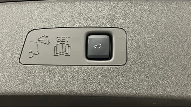 Used 2024 Lincoln Corsair AWD image 38