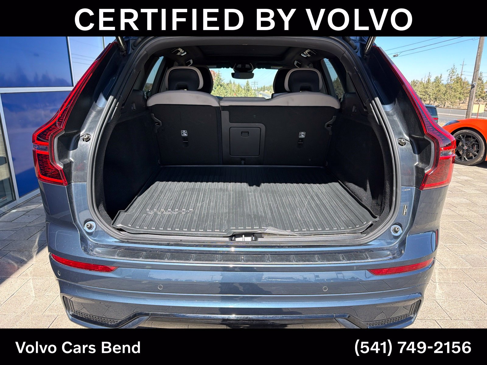 Certified 2026 Volvo XC60 B5 Plus AWD/4WD image 9